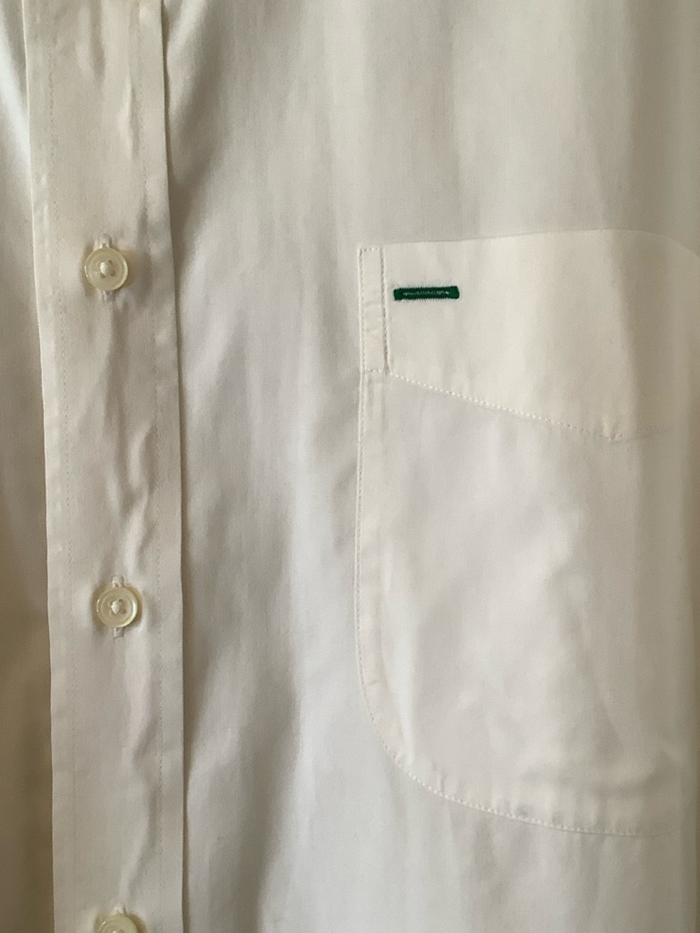 Tommy Hilfiger Men’s White Button-Down Dress Shirt with Chest Pocket - Picture 3 of 8